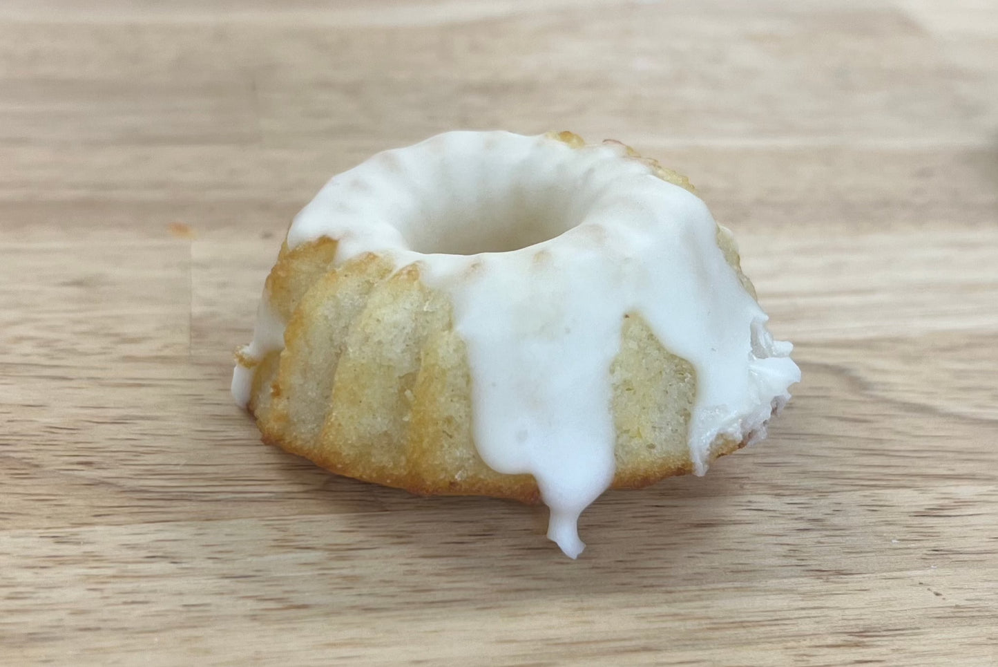 Lemon Mini Bundt Cakes (4 Dozen)