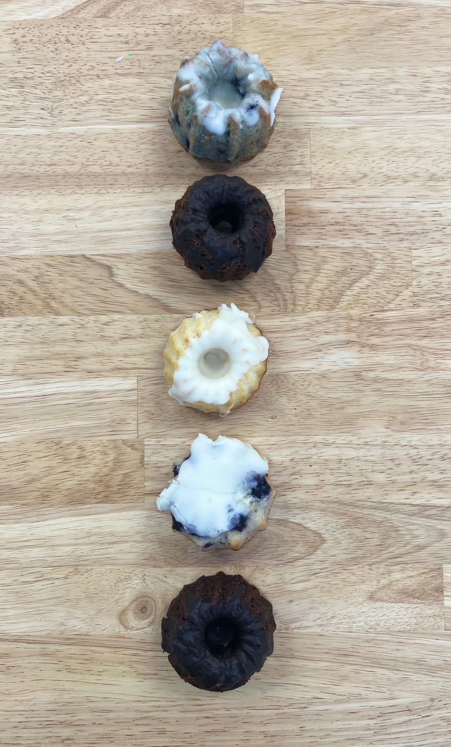 Orange Mini Bundt Cakes (4 Dozen)