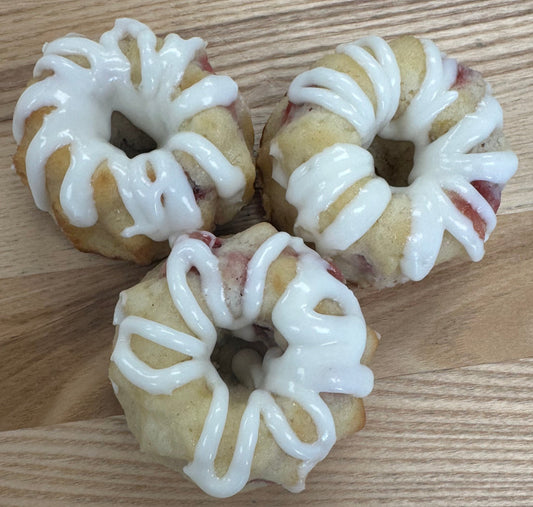 Strawberry Lemon Mini Bundt Cakes (4 Dozen)